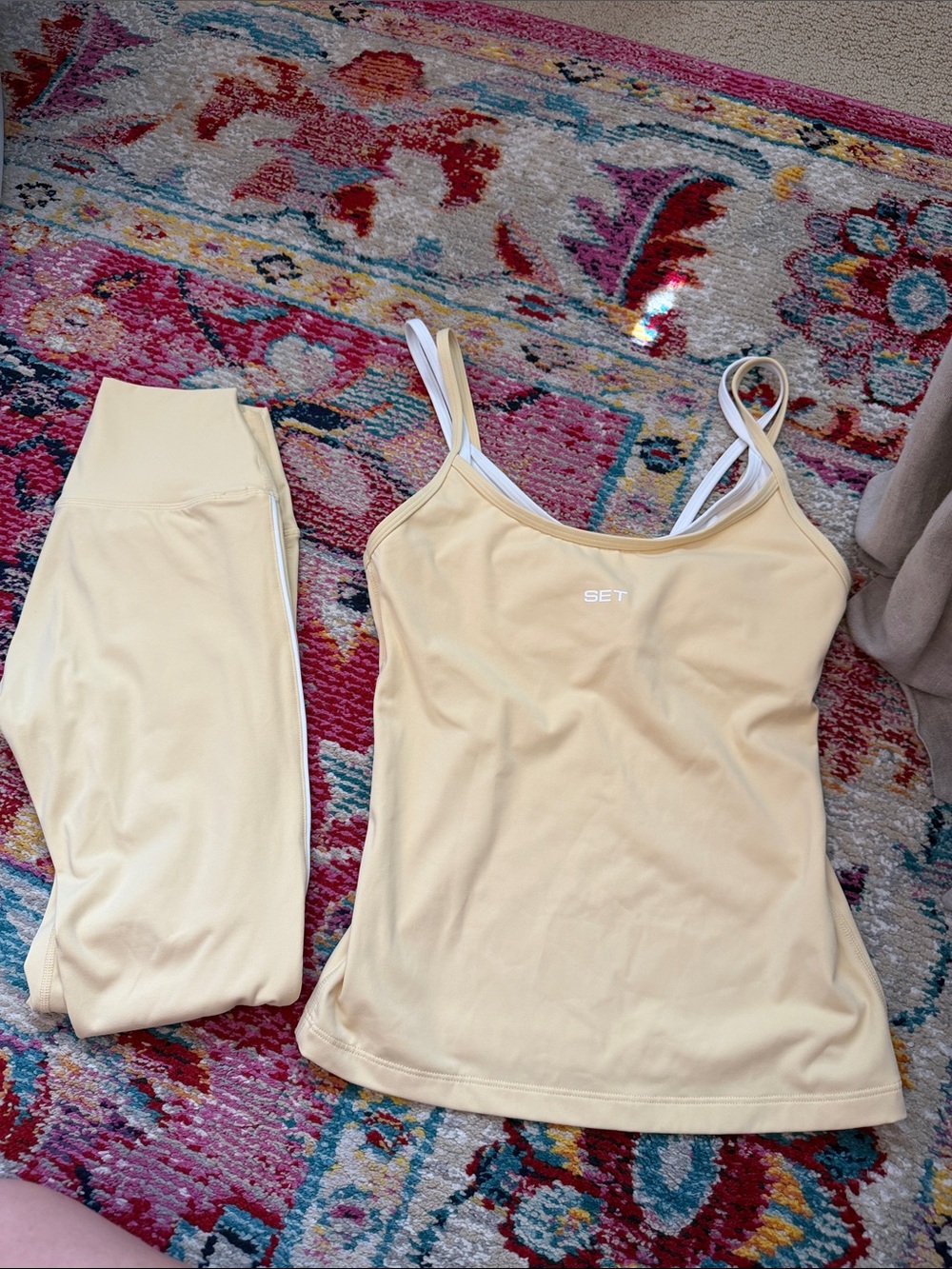Set Active breathe pipe leggings in butter and breathe layered move tank butter